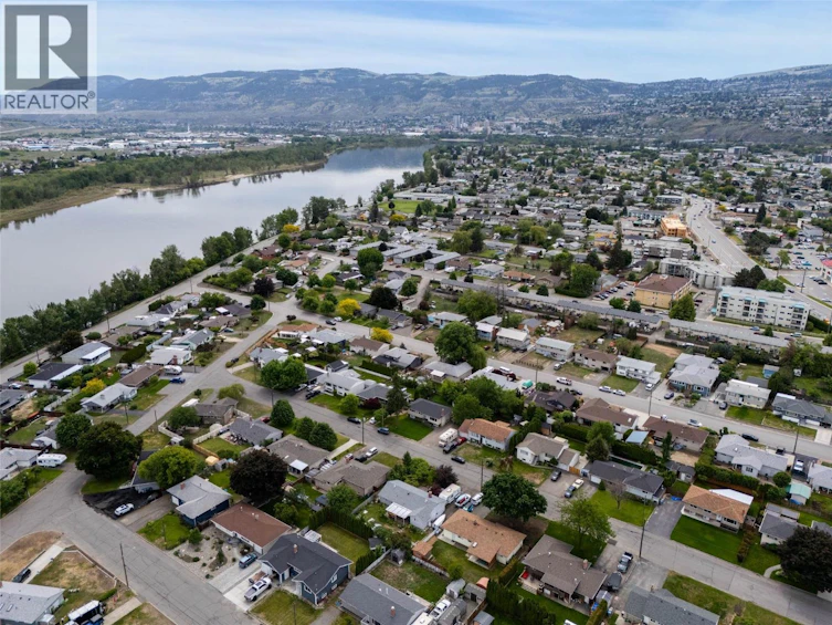 631 Brandon Avenue, Kamloops, BC, V2B 1N5 - 49