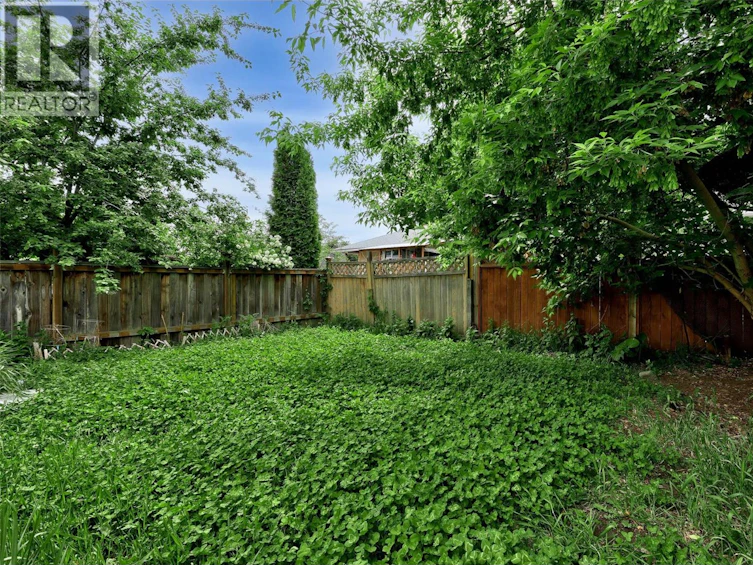 631 Brandon Avenue, Kamloops, BC, V2B 1N5 - 40