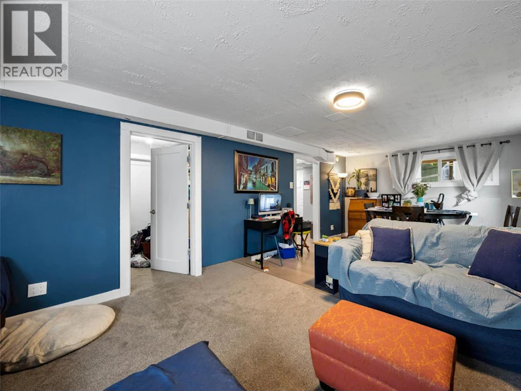 631 Brandon Avenue, Kamloops, BC, V2B 1N5 - 31