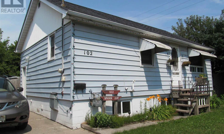 102 Vivian Avenue