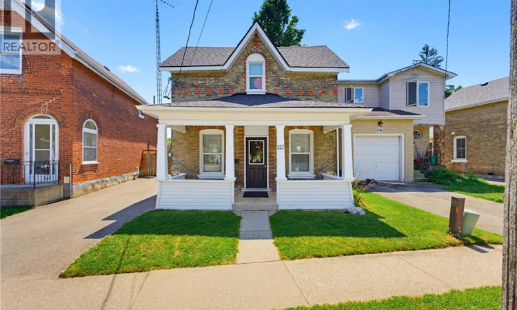 112 Grand River Avenue