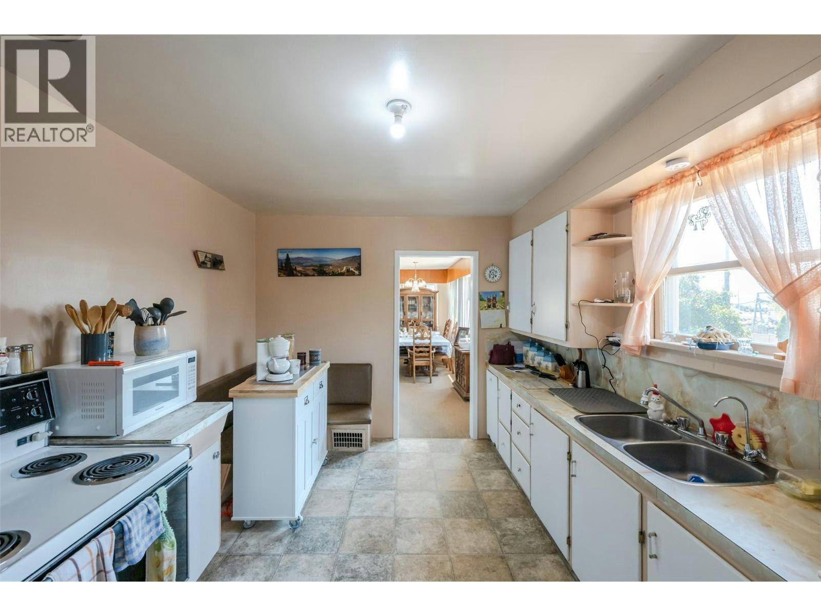 6802 89th Street, Osoyoos, BC, V0H 1V1 - 17