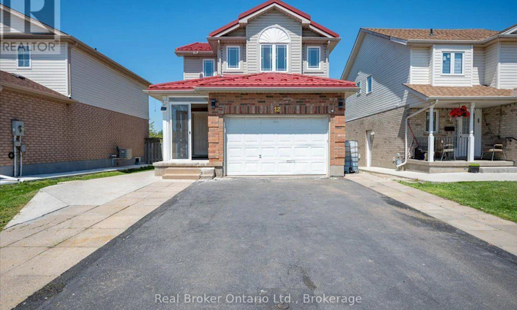 12 Castlebury Drive