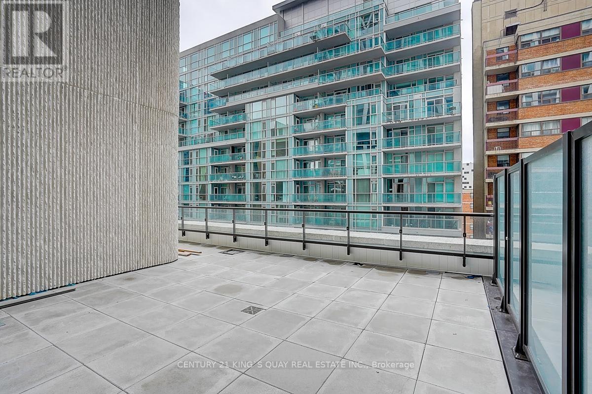 722-121 St Patrick Street, Toronto, ON, M5T 0B8 - 40