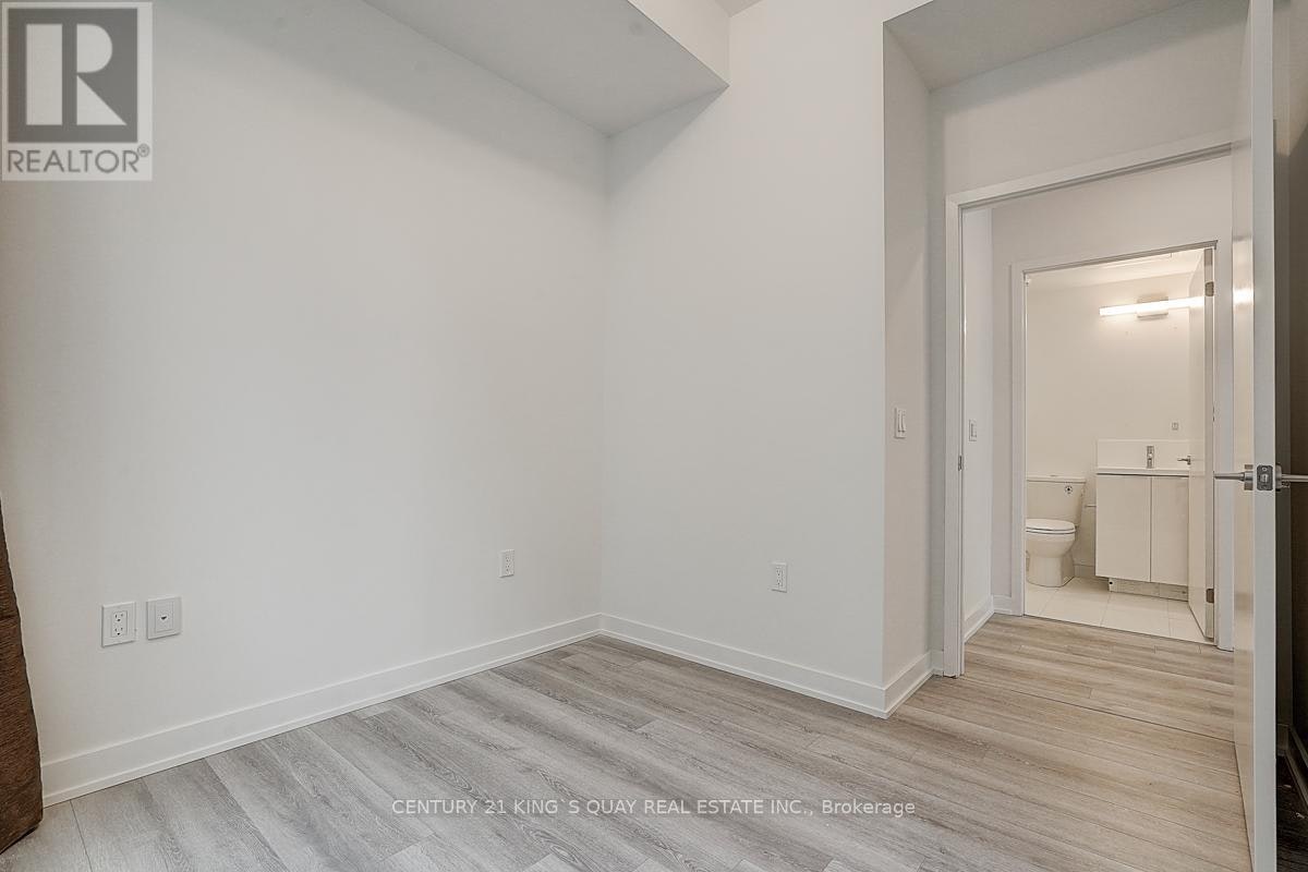 722-121 St Patrick Street, Toronto, ON, M5T 0B8 - 31