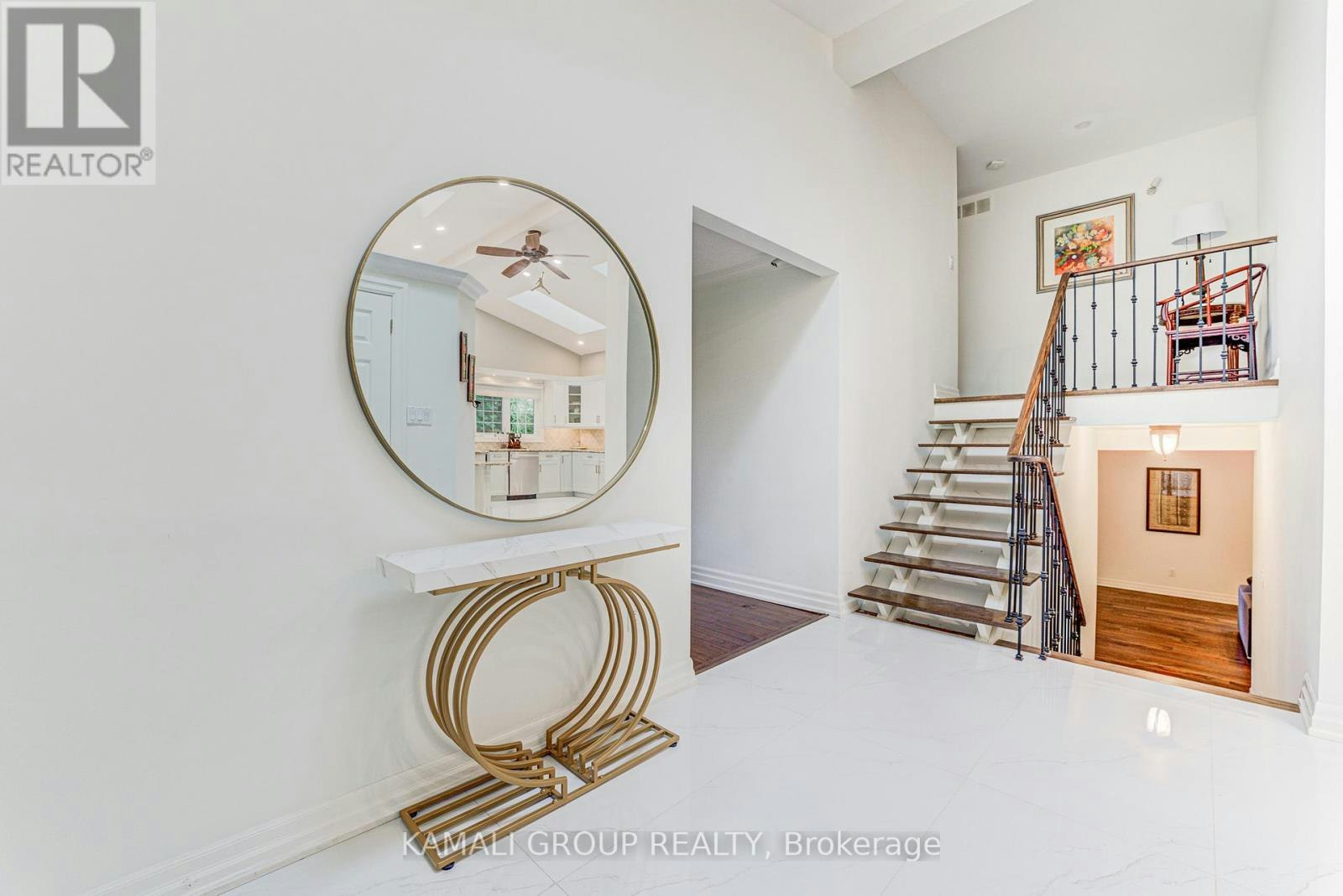 5 Caravan Drive, Toronto, ON, M3B 1M9 - 7
