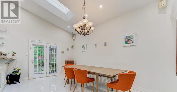 5 Caravan Drive, Toronto, ON, M3B 1M9 - 6