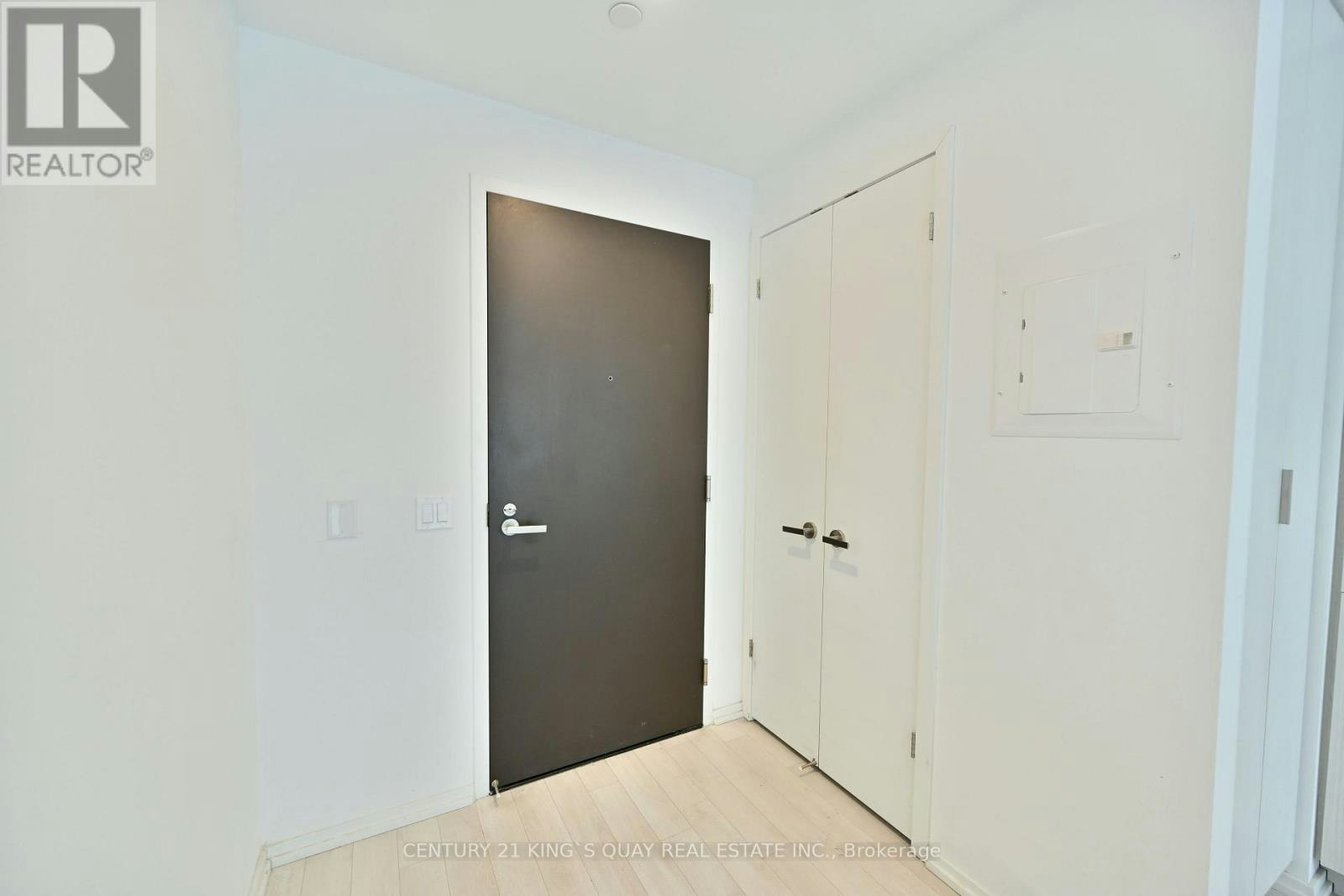 1907-197 Yonge Street, Toronto, ON, M5B 1M4 - 20