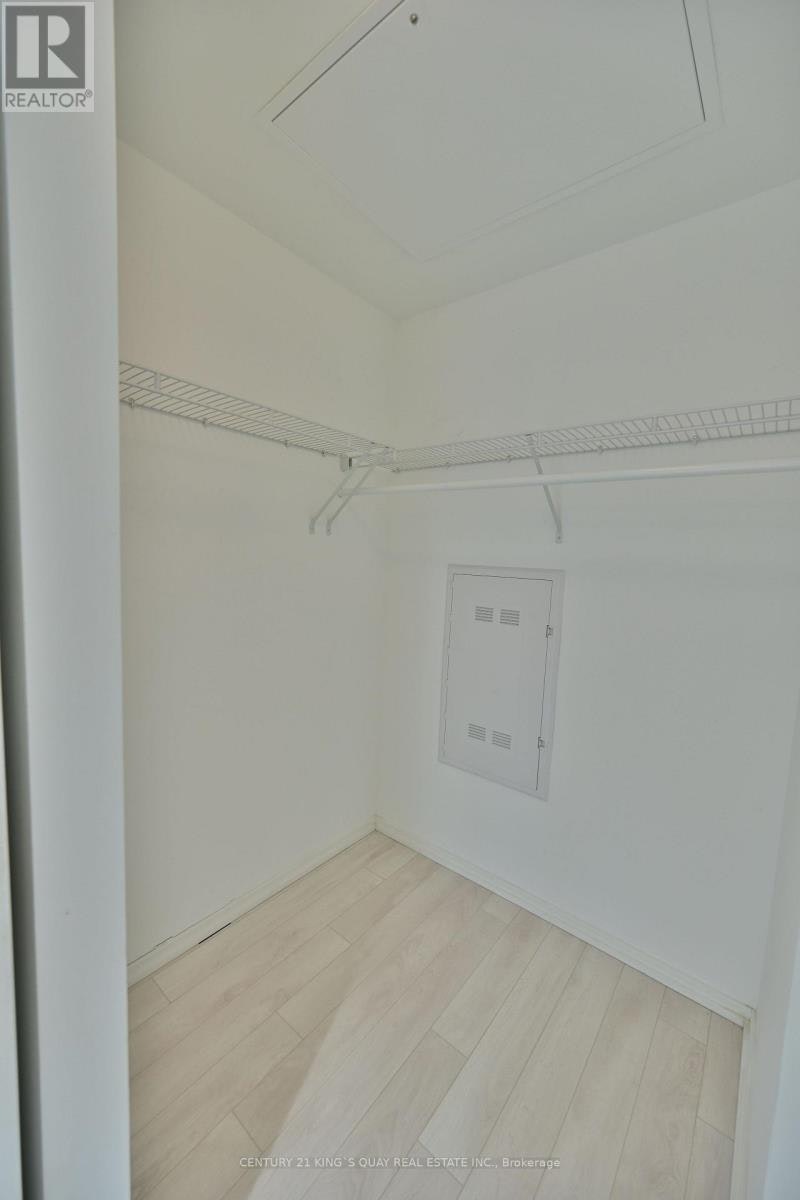 1907-197 Yonge Street, Toronto, ON, M5B 1M4 - 15