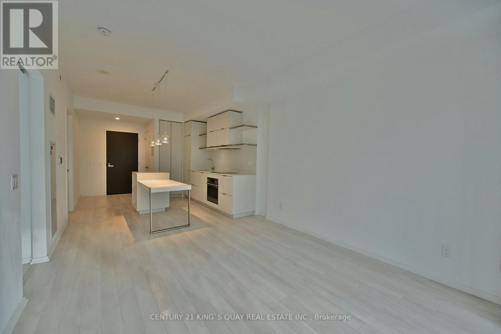 1907-197 Yonge Street, Toronto, ON, M5B 1M4 - 7