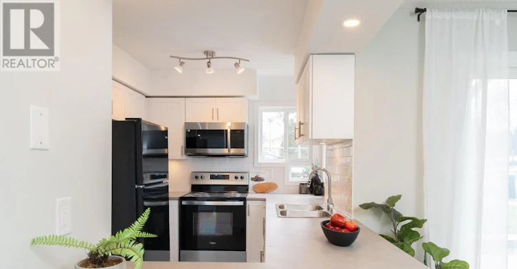 D8-240 Ormond Drive, Oshawa, ON, L1G 6T5 - 9