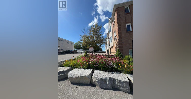 302-108 Water Street, Scugog, ON, L9L 1R2