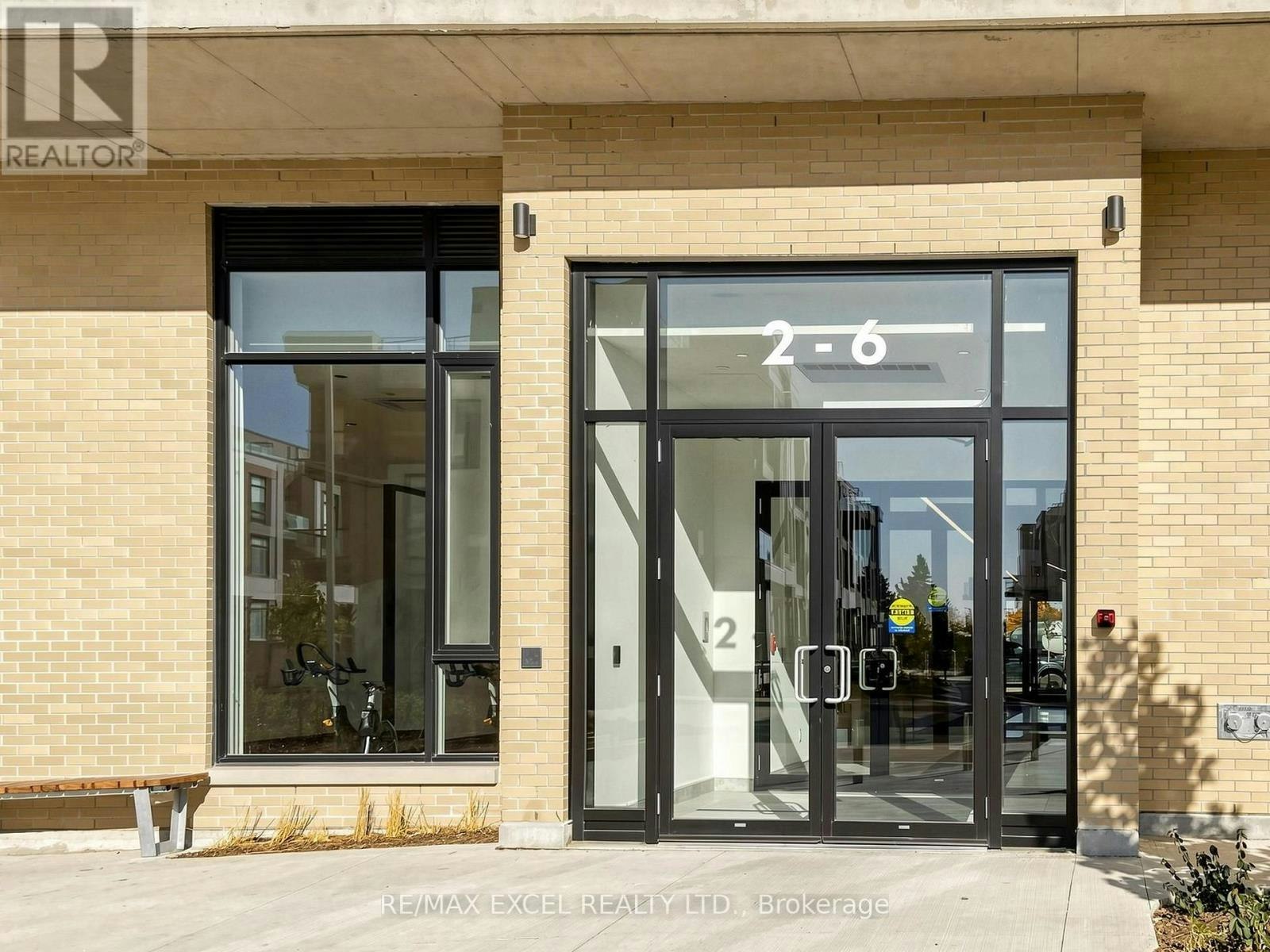 602-6 David Eyer Road, Richmond Hill, ON, L4S 0N5 - 3