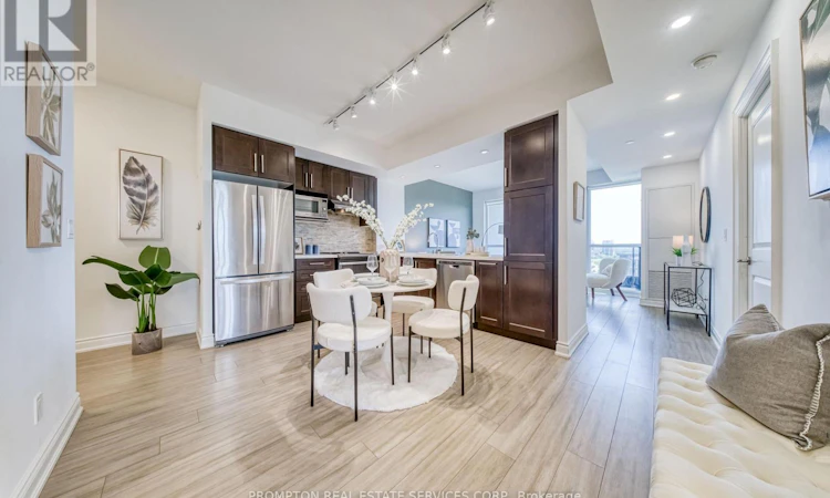 1208-38 Cedarland Drive