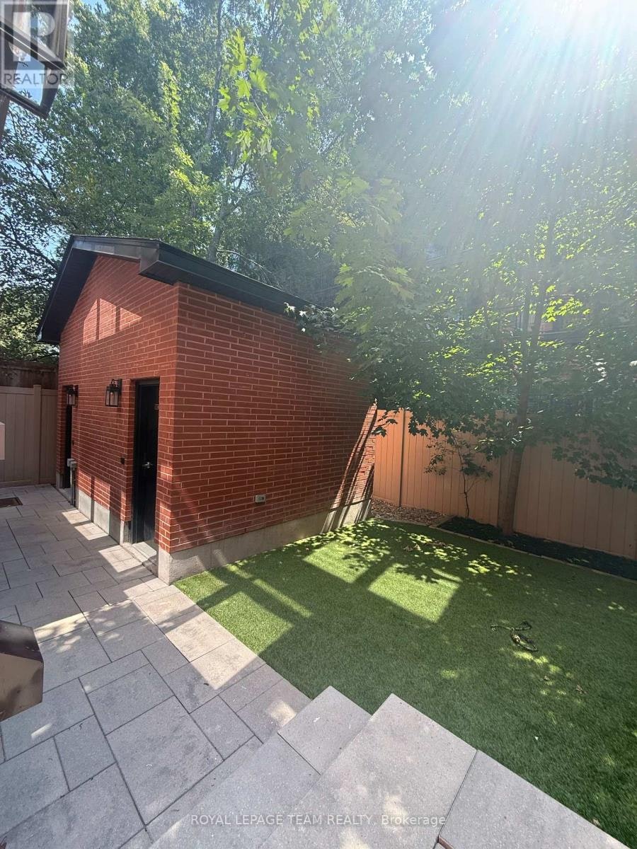 4-58 Florence Street, Ottawa, ON, K2P 0W7 - 17