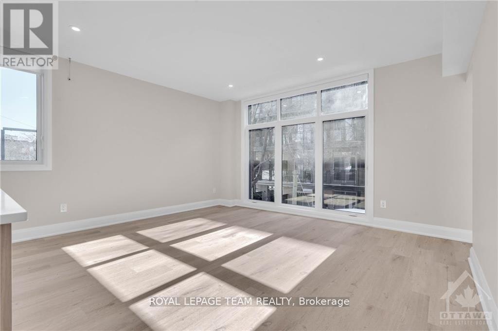 4-58 Florence Street, Ottawa, ON, K2P 0W7 - 9