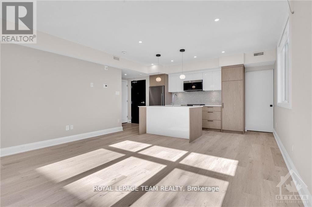 4-58 Florence Street, Ottawa, ON, K2P 0W7 - 10