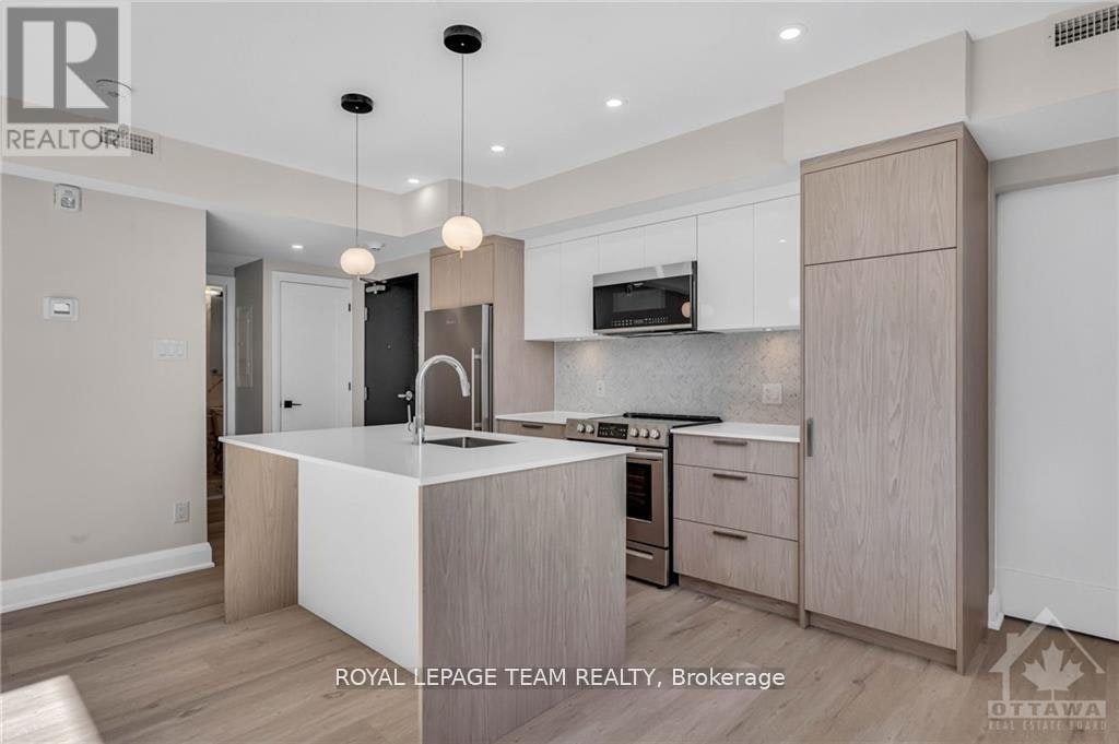 4-58 Florence Street, Ottawa, ON, K2P 0W7 - 4
