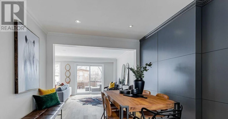 UPPER-25 Newlin Crescent, Toronto, ON, M3L 1X5 - 4