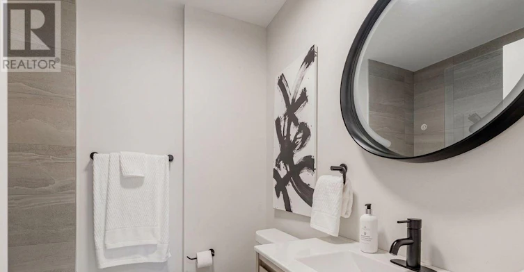 UPPER-25 Newlin Crescent, Toronto, ON, M3L 1X5 - 8