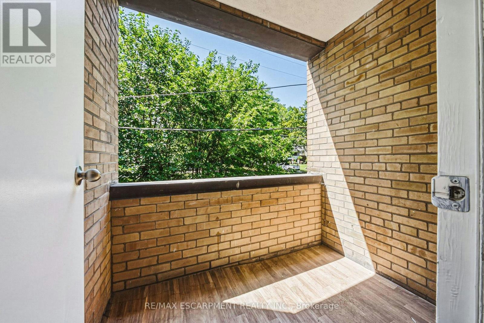 401 325a James Street S, Hamilton, ON, L8P 3B7 - 4