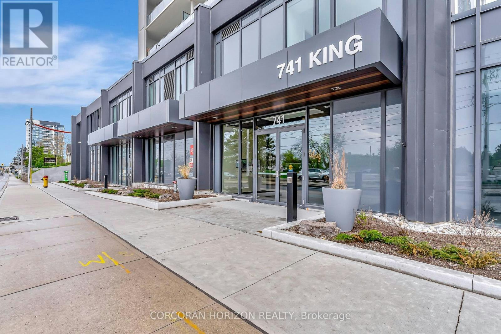 1710-741 King Street W, Kitchener, ON, N2G 0E9 - 5