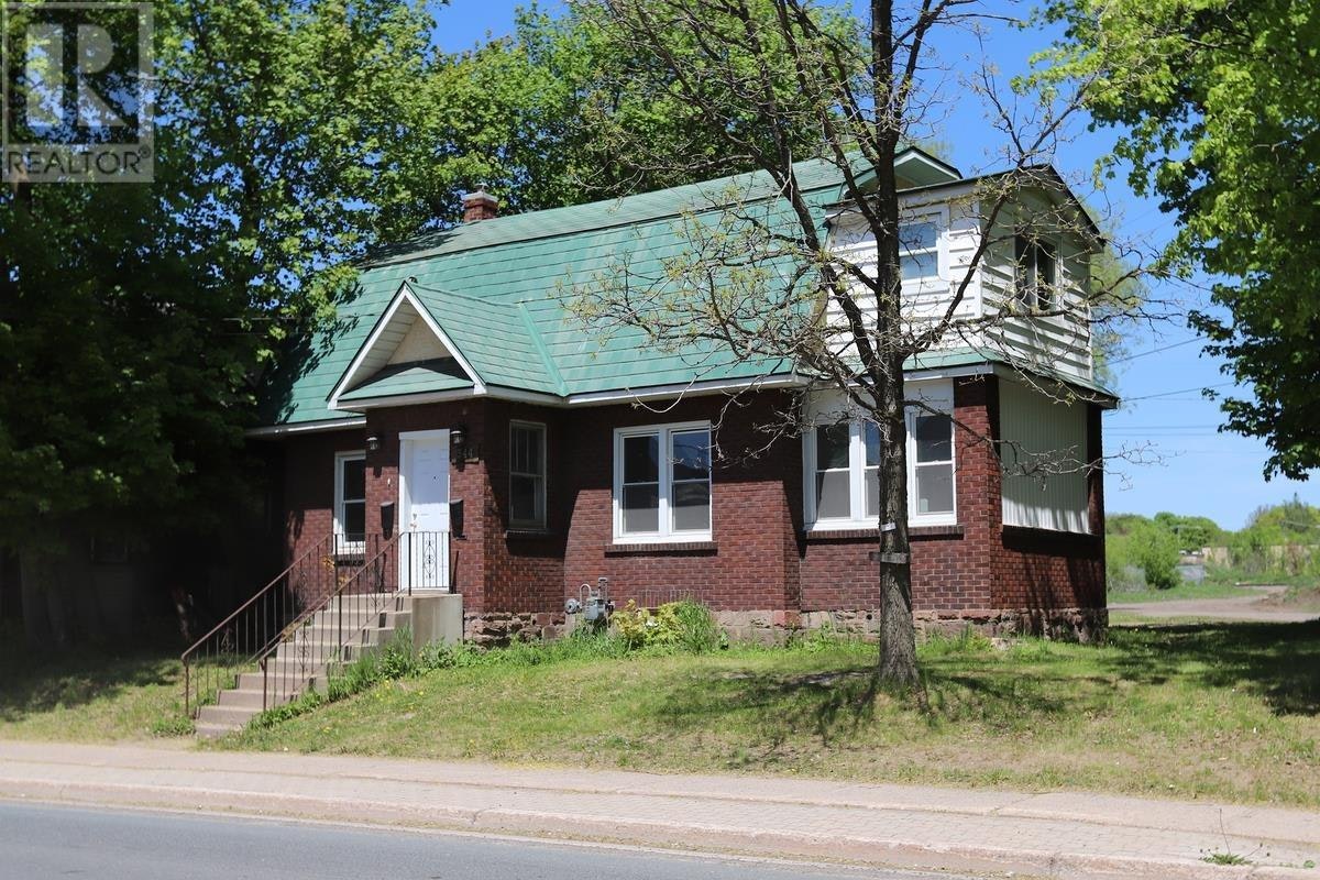 344 Wellington Street E, Sault Ste. Marie, ON, P6A 2L9