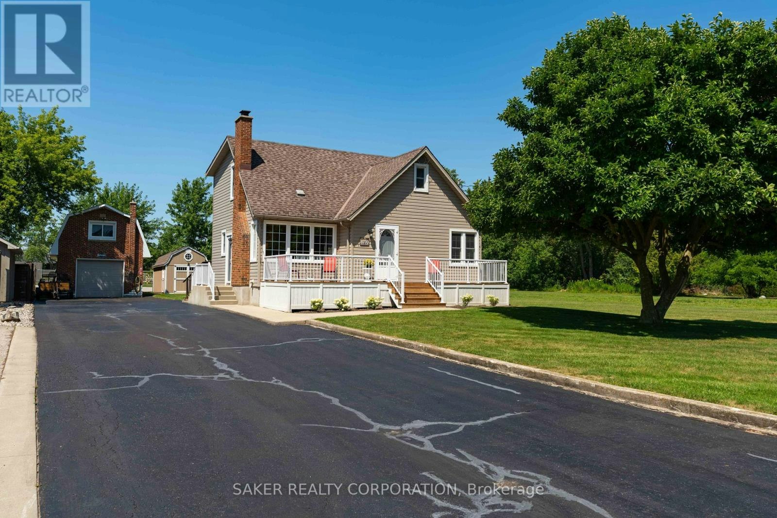 6770 James Street, London, ON, N6P 1A4