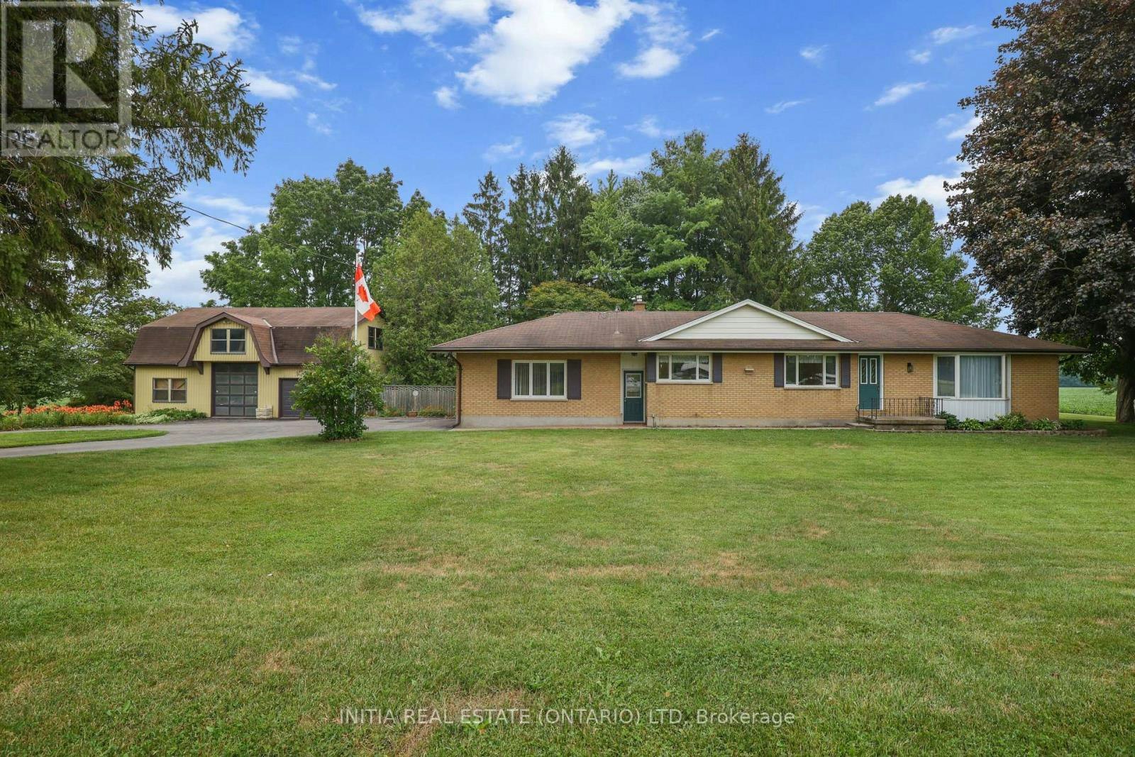 10395 Longwoods Road, Komoka, ON, N0L 1E0