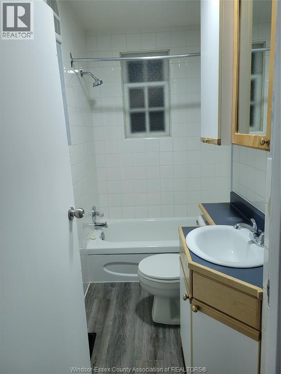1-660 Church, Windsor, ON, N9A 4T4 - 4