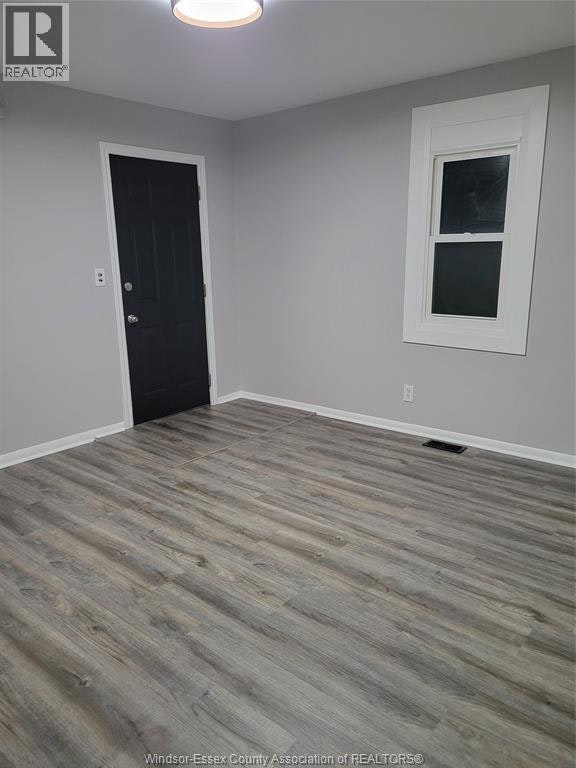 1-660 Church, Windsor, ON, N9A 4T4 - 3