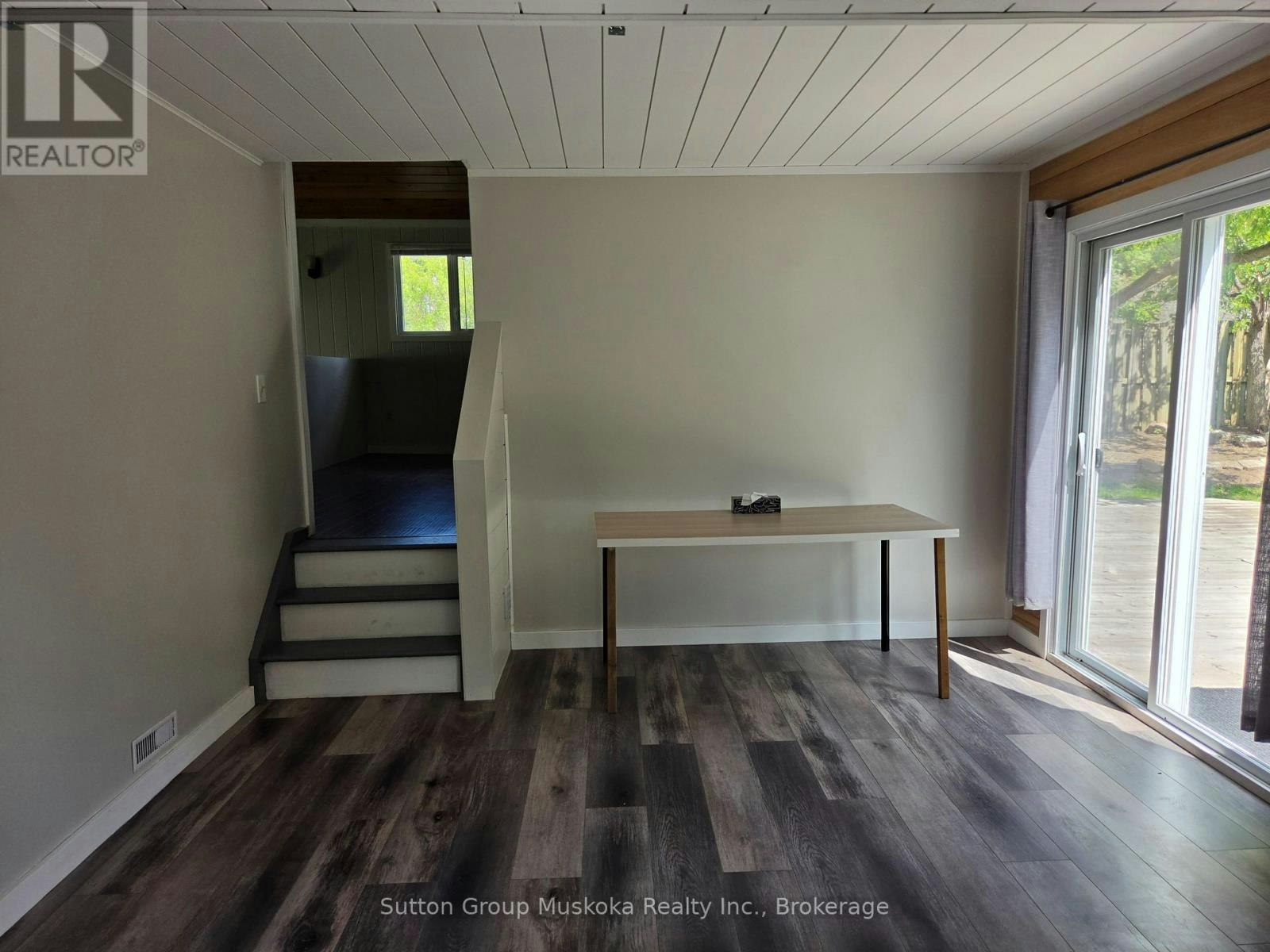 11 West Road, Huntsville, ON, P1H 1L1 - 12