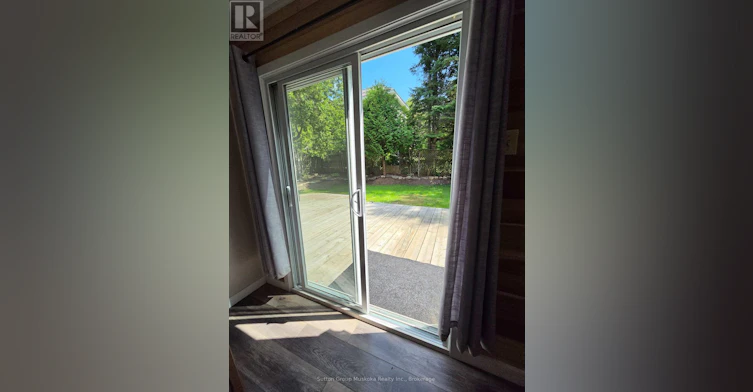 11 West Road, Huntsville, ON, P1H 1L1 - 11