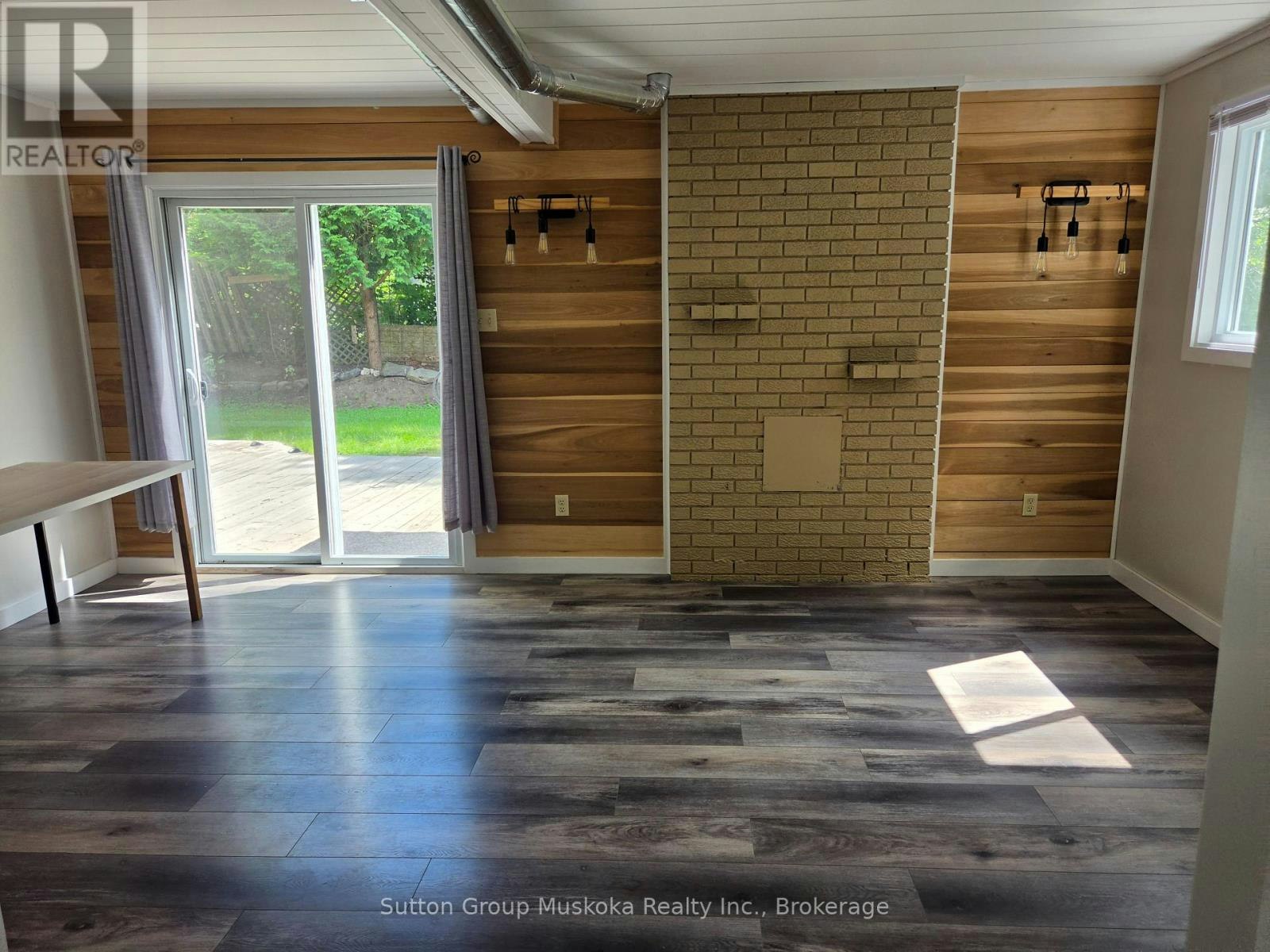 11 West Road, Huntsville, ON, P1H 1L1 - 24