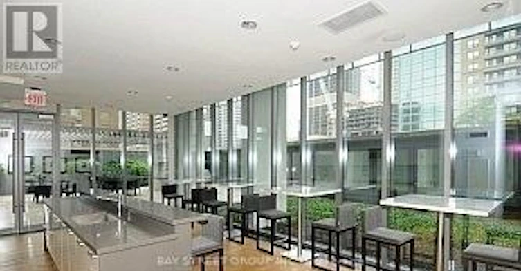 2405-33 Charles Street E, Toronto, ON, M4Y 0A2 - 6