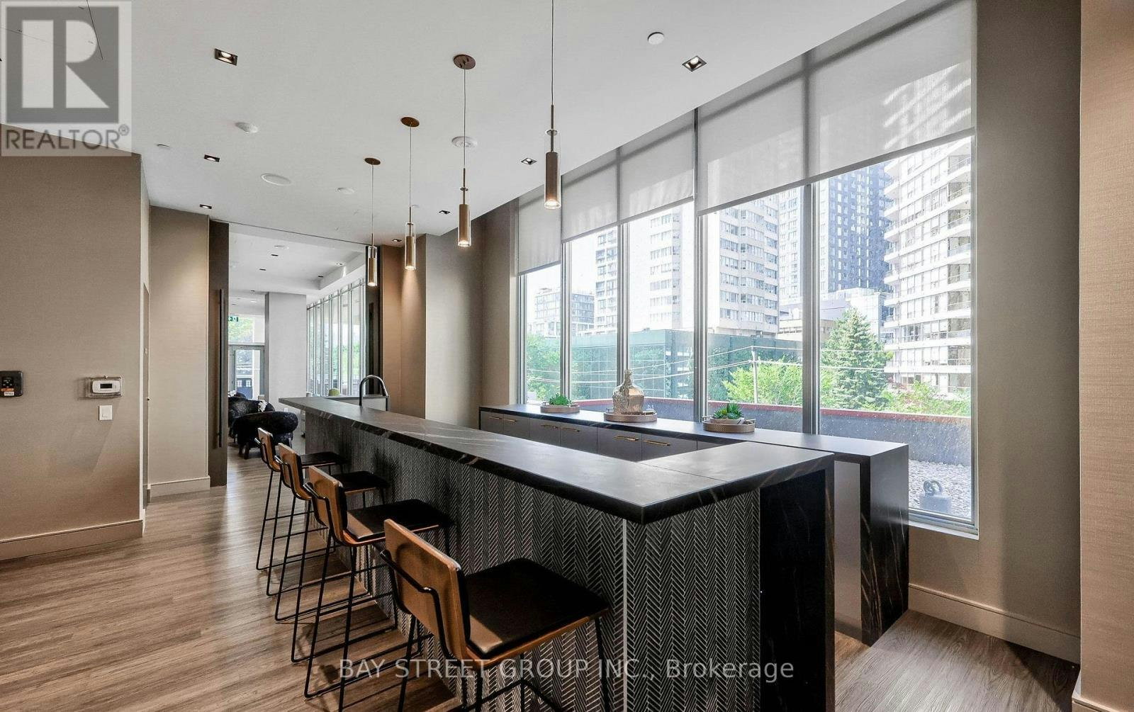 2515-50 Dunfield Avenue, Toronto, ON, M4S 0E4 - 21