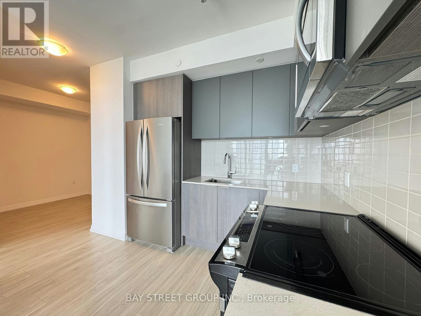 2515-50 Dunfield Avenue, Toronto, ON, M4S 0E4 - 14