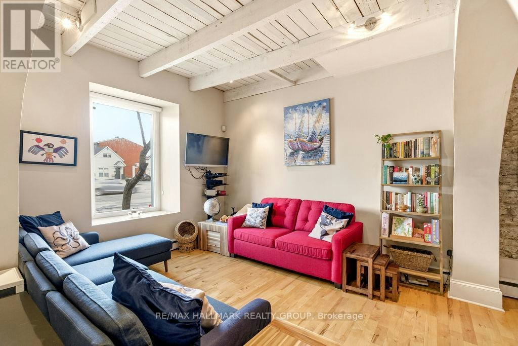 176 King Edward Avenue, Ottawa, ON, K1N 7L5 - 5