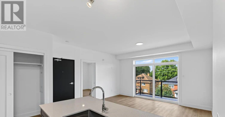 157 Holland Avenue, Ottawa, ON, K1Y 0Y2 - 14