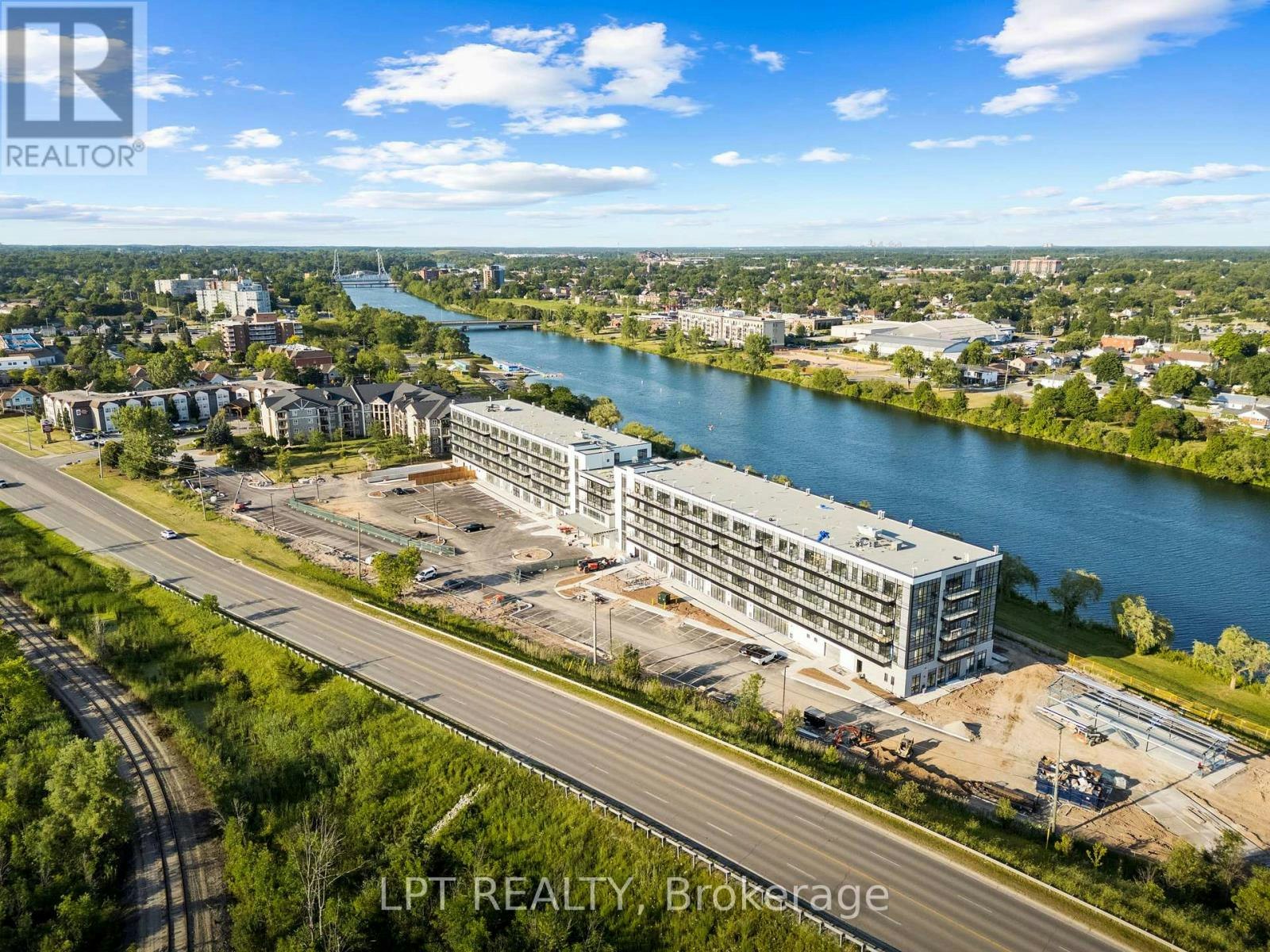 122-350 Prince Charles Drive S, Welland, ON, L3C 7B3 - 2