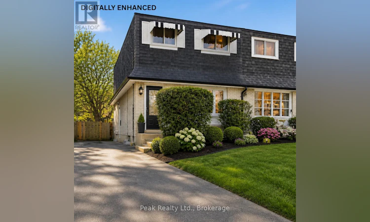 644 Perry Crescent
