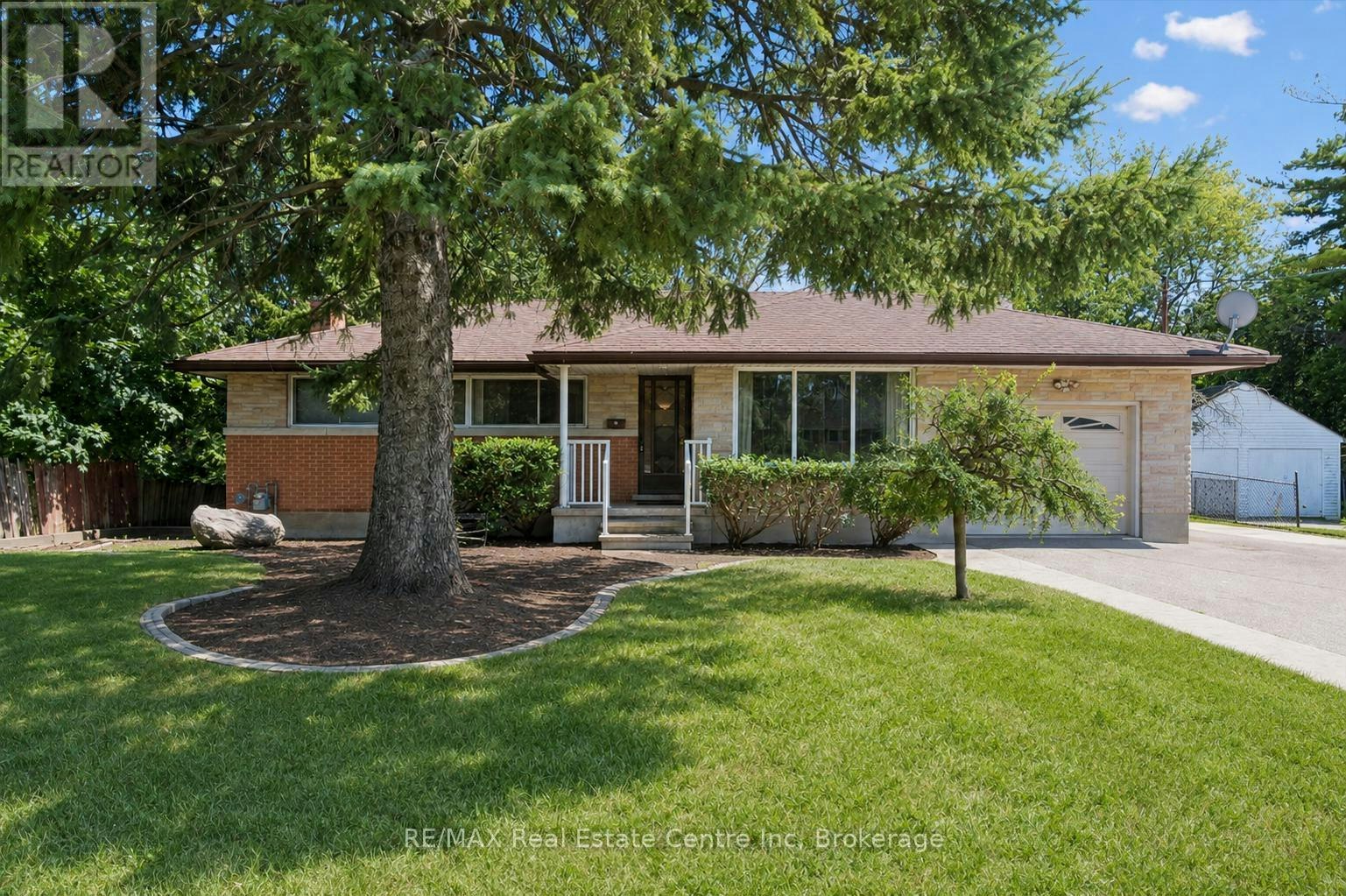 289 Speedvale Avenue E