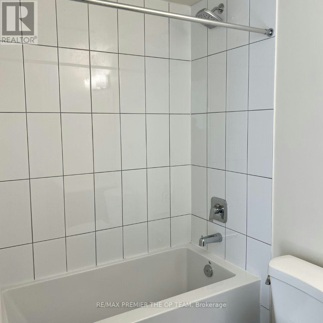 2003-9000 Jane Street, Vaughan, ON, L4K 0M6 - 12