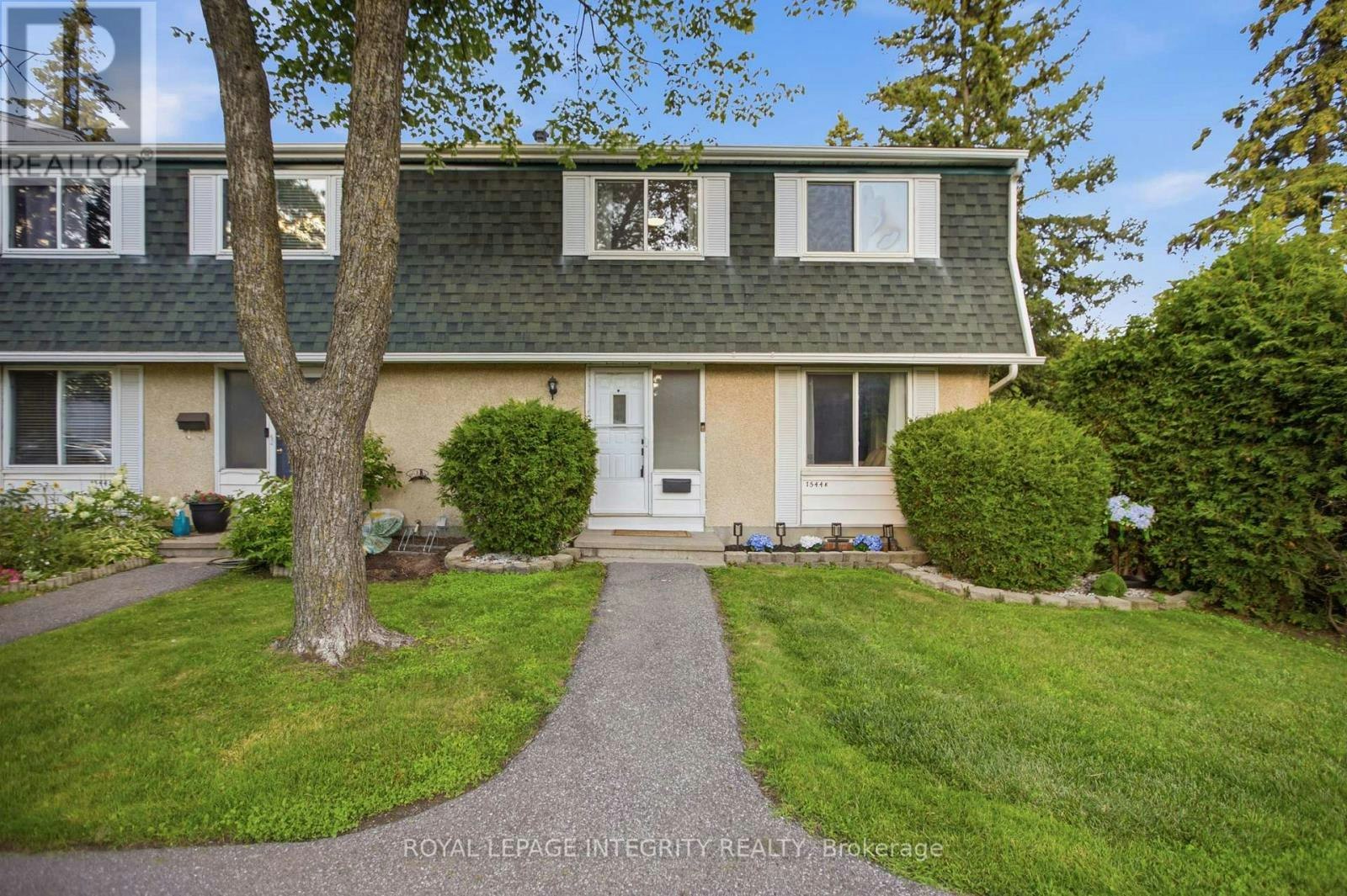 1544K Beaverpond Drive, Ottawa, ON, K1B 3R9