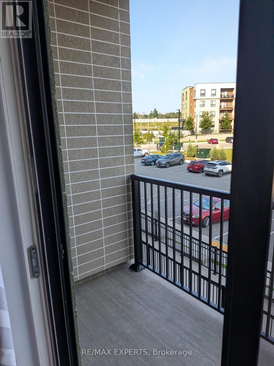 205-5 Chef Lane, Barrie, ON, L9J 0J8 - 9