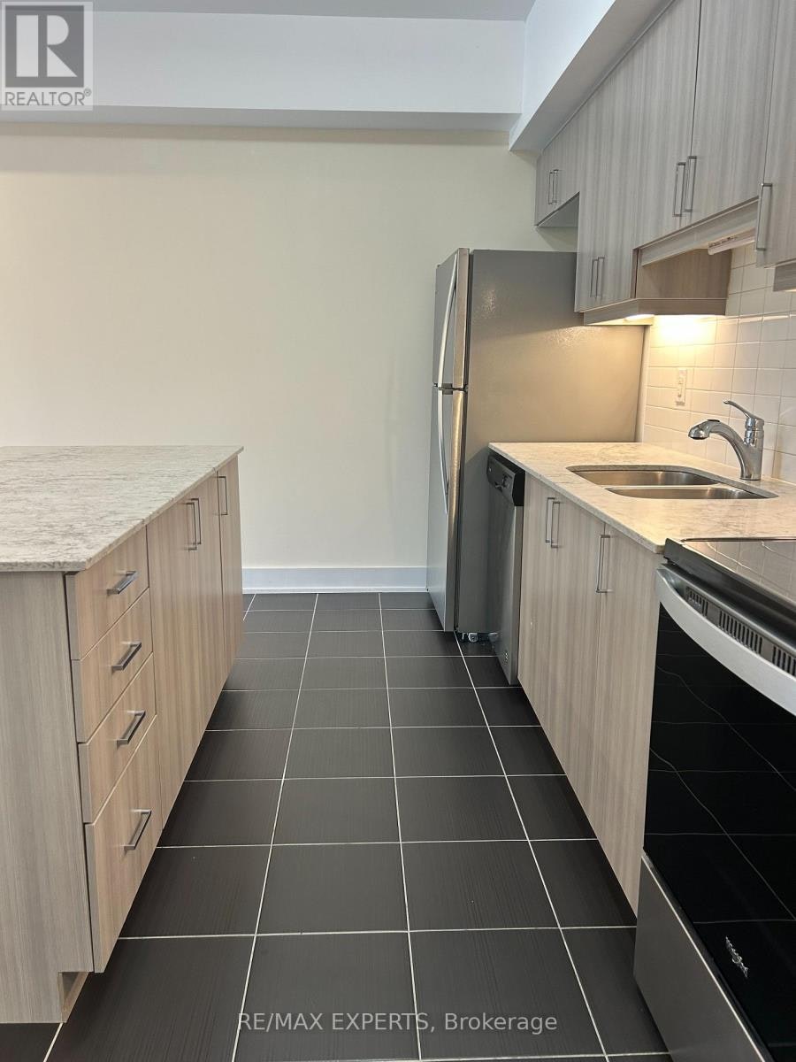 205-5 Chef Lane, Barrie, ON, L9J 0J8 - 3