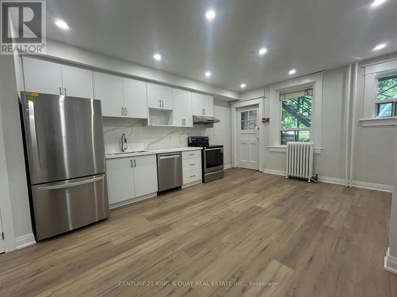 1-223 Roncesvelles Avenue, Toronto, ON, M6R 2L6 - 2