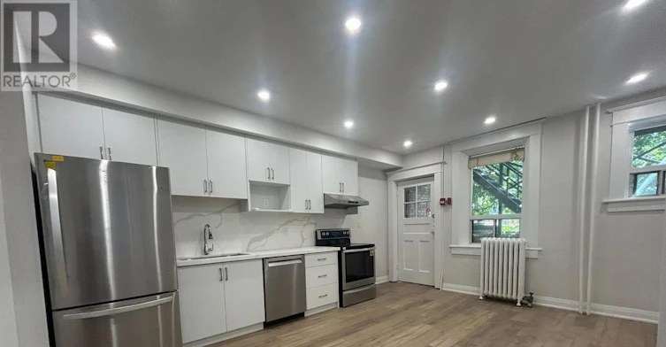 1-223 Roncesvelles Avenue, Toronto, ON, M6R 2L6 - 2