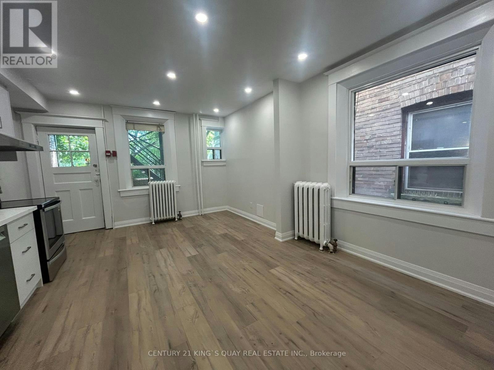 1-223 Roncesvelles Avenue, Toronto, ON, M6R 2L6