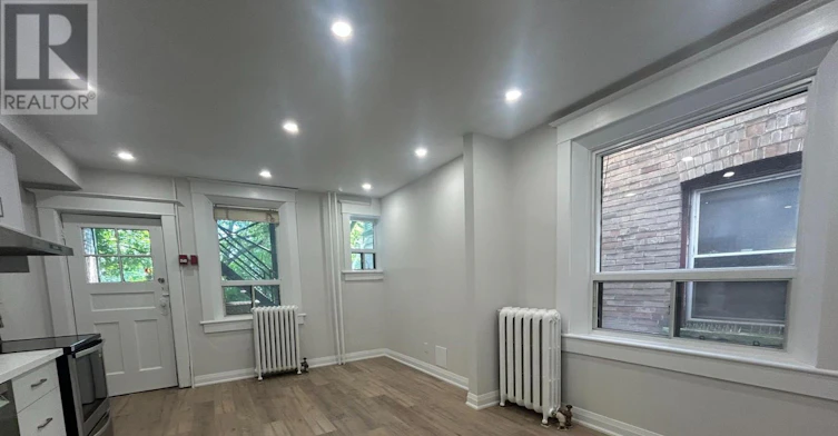 1-223 Roncesvelles Avenue, Toronto, ON, M6R 2L6
